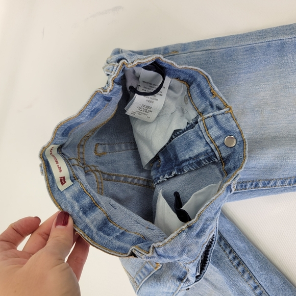 Levi's Little Girls Cutoffs Shorts Sz 7x - Picture 8 of 8